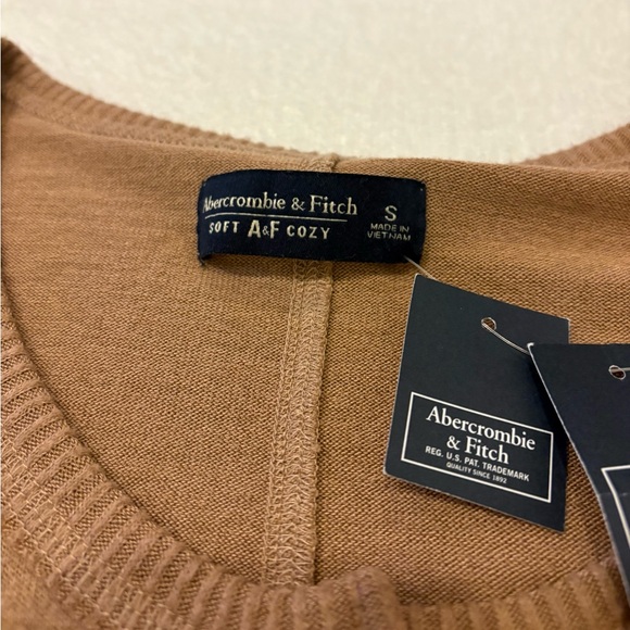 BNWT Abercrombie & Fitch AF Soft Cozy Sweater - Picture 11 of 13